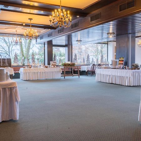 Hotel Bruecklwirt Niklasdorf Zewnętrze zdjęcie