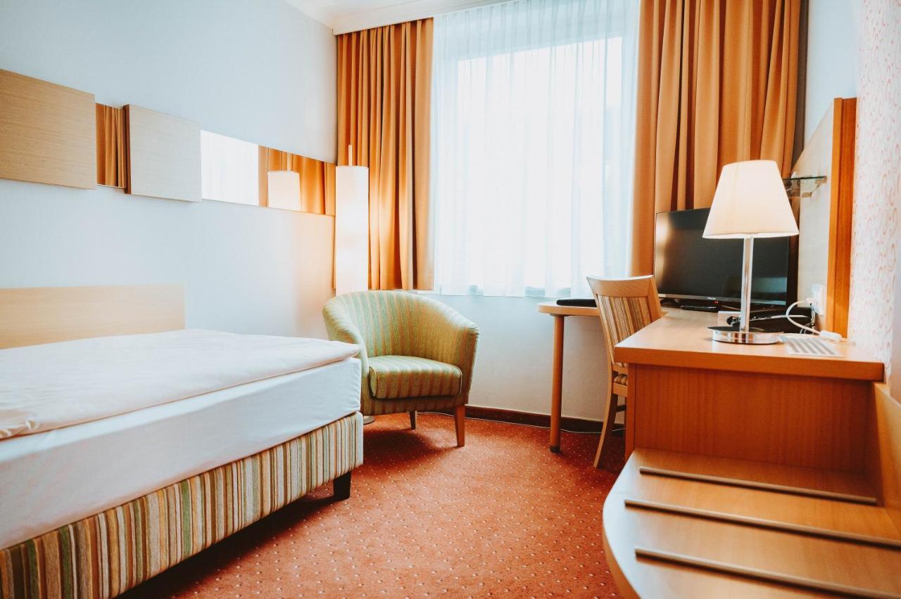 Hotel Bruecklwirt Niklasdorf Zewnętrze zdjęcie