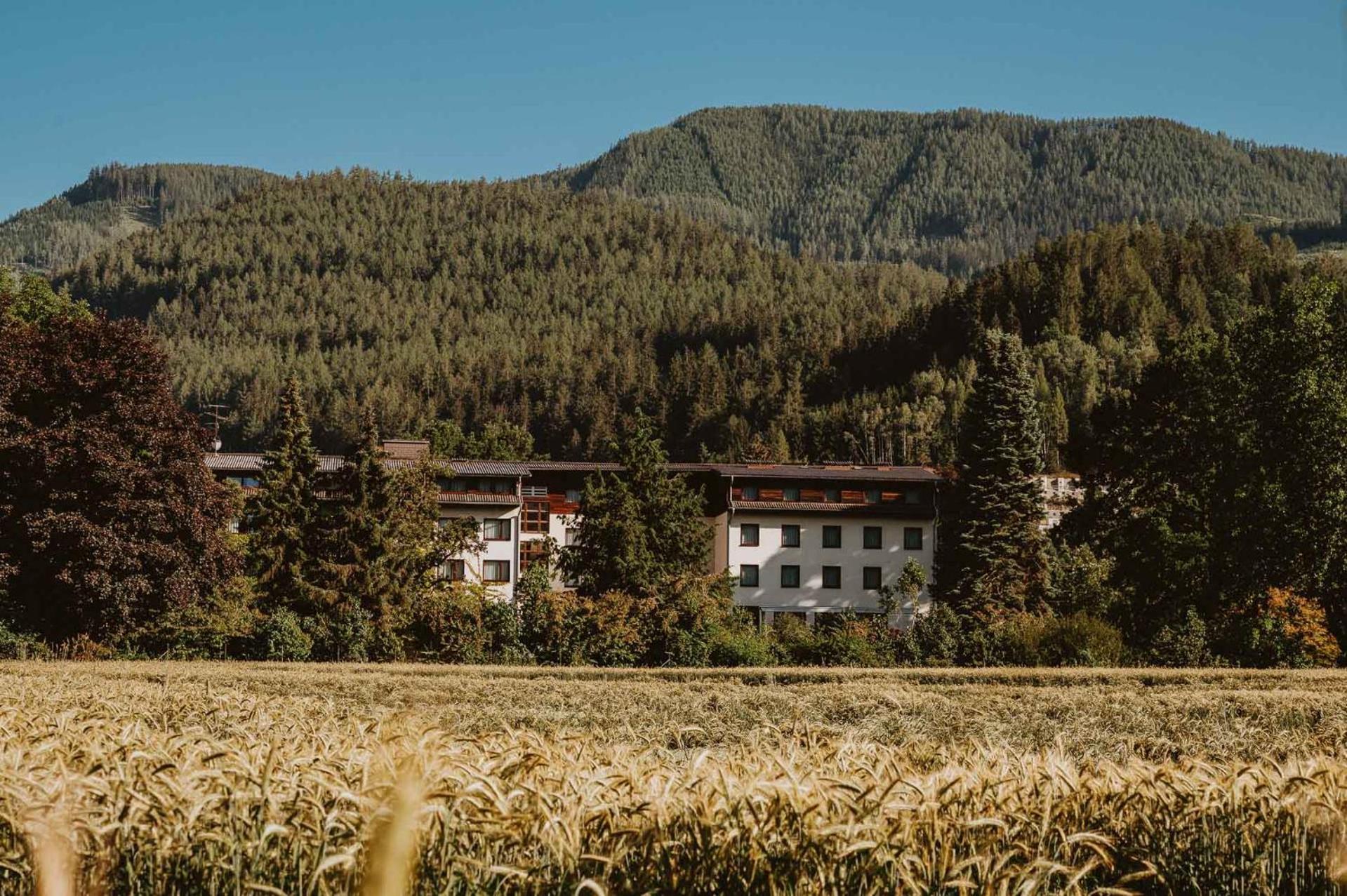 Hotel Bruecklwirt Niklasdorf Zewnętrze zdjęcie