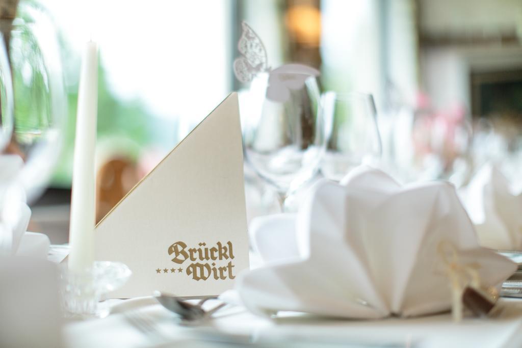 Hotel Bruecklwirt Niklasdorf Zewnętrze zdjęcie