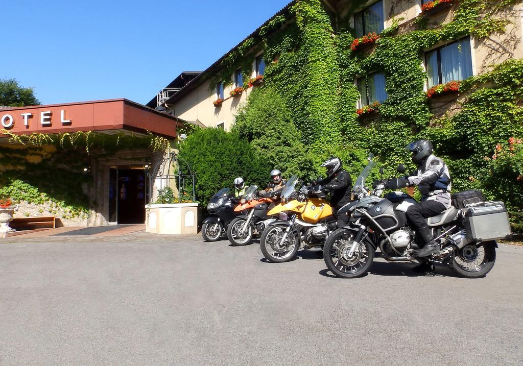 Hotel Bruecklwirt Niklasdorf Zewnętrze zdjęcie